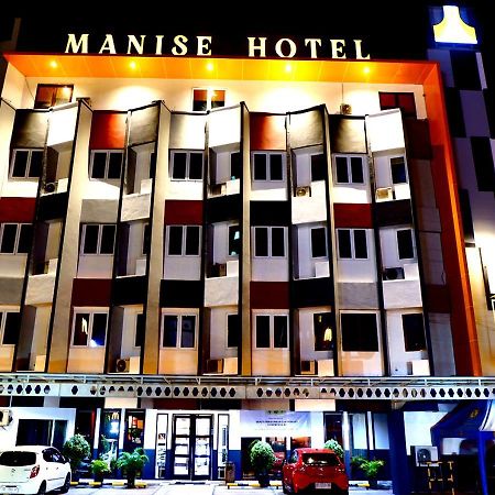 Manise Hotel 암본 외부 사진