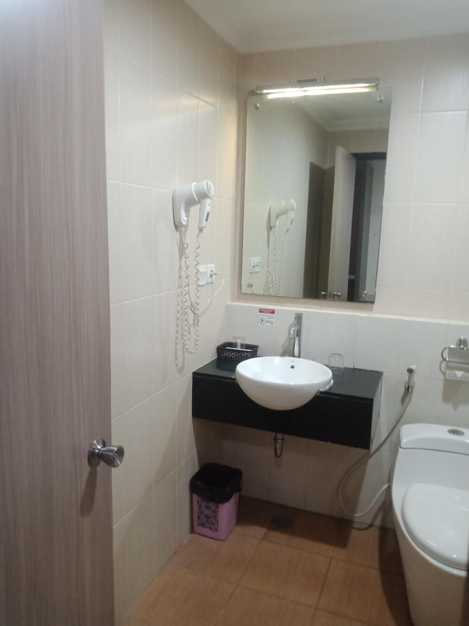 Manise Hotel 암본 외부 사진