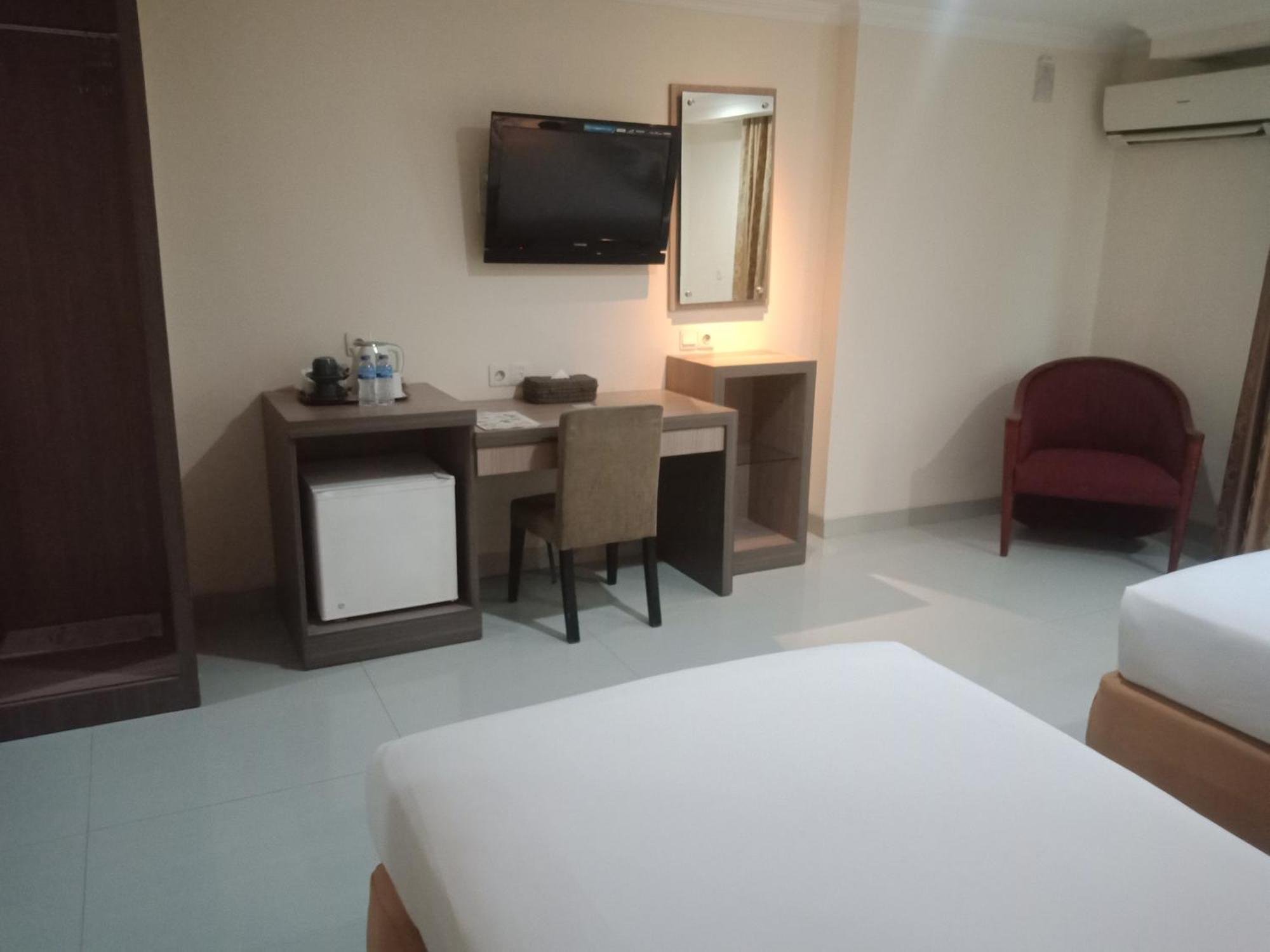 Manise Hotel 암본 외부 사진