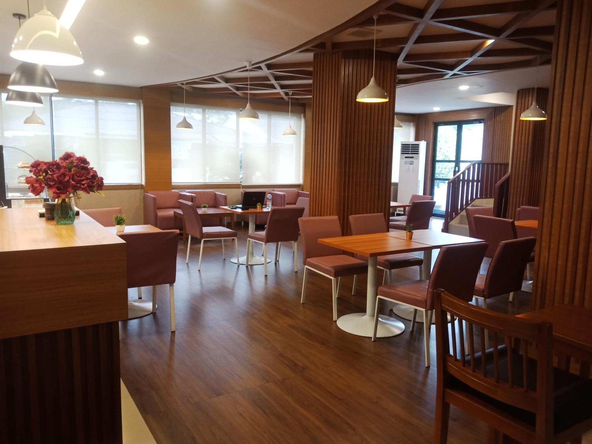 Manise Hotel 암본 외부 사진