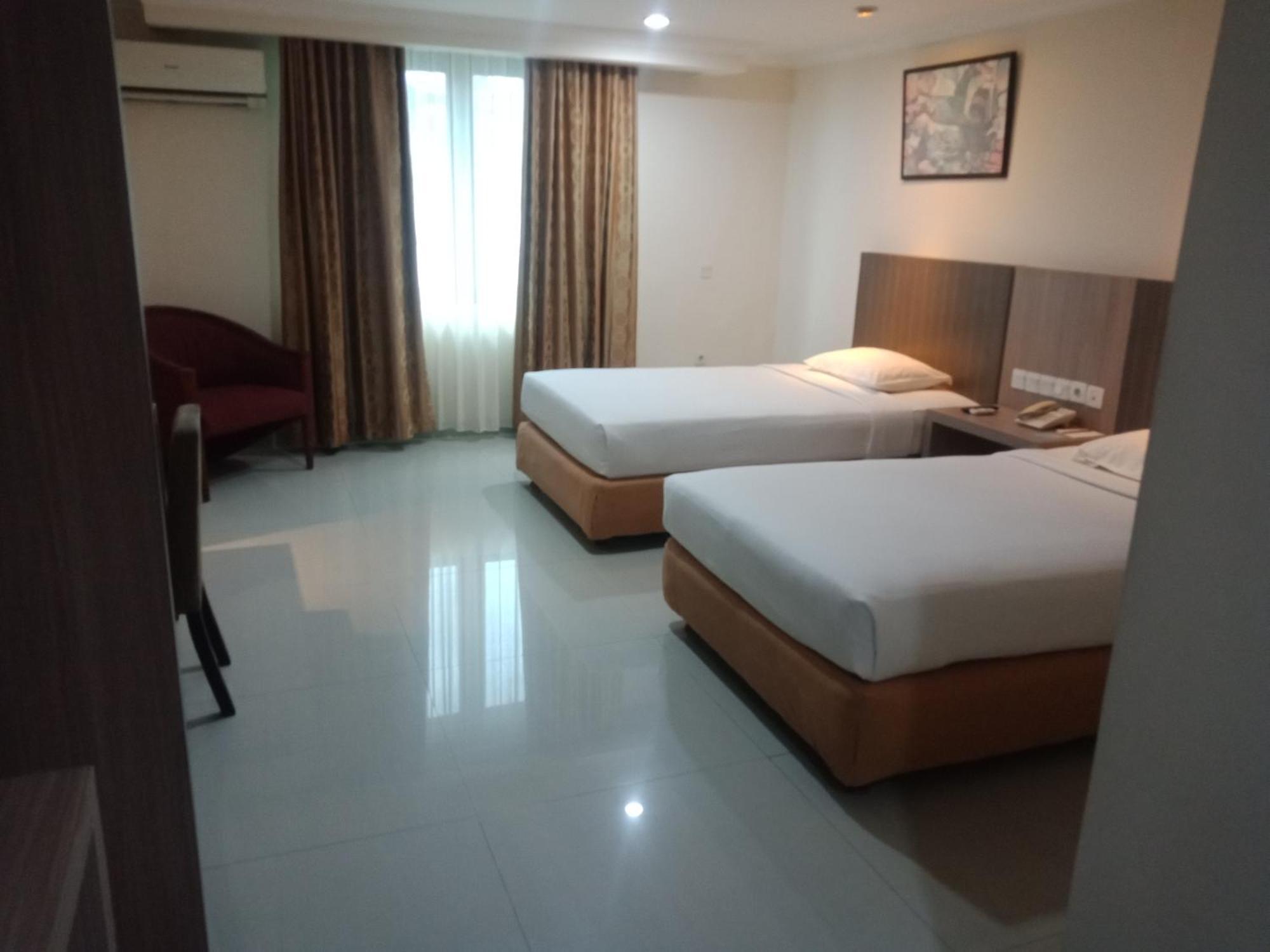 Manise Hotel 암본 외부 사진
