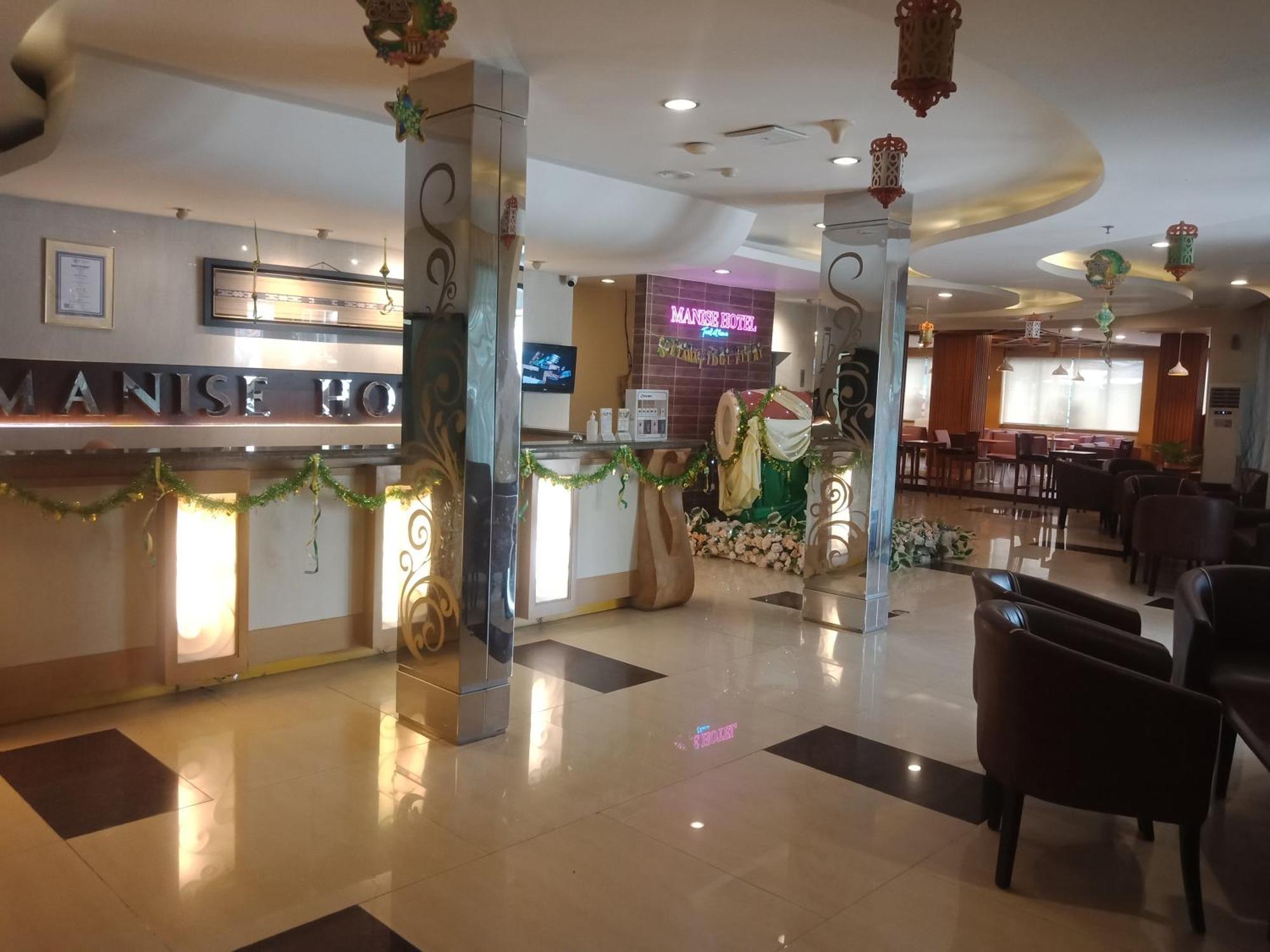 Manise Hotel 암본 외부 사진