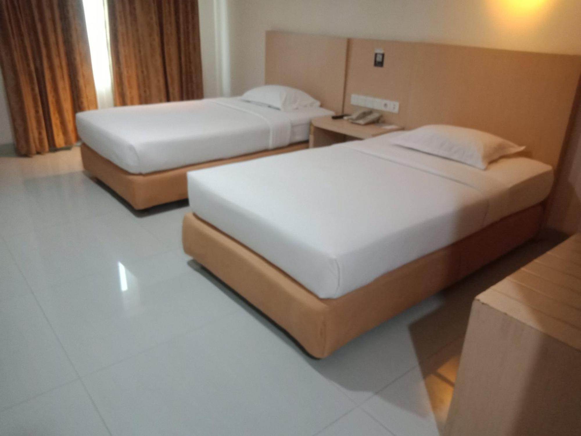 Manise Hotel 암본 외부 사진