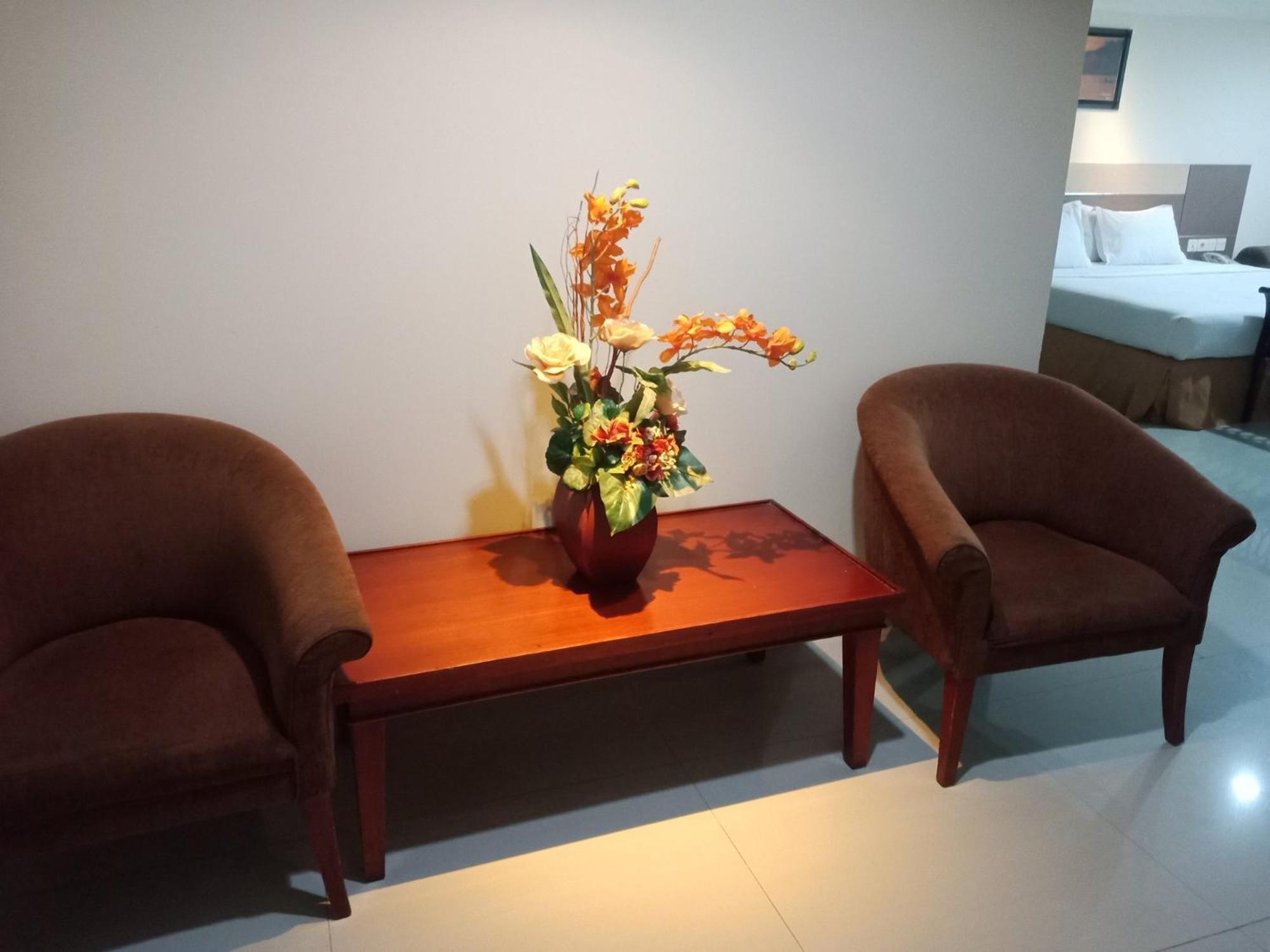 Manise Hotel 암본 외부 사진
