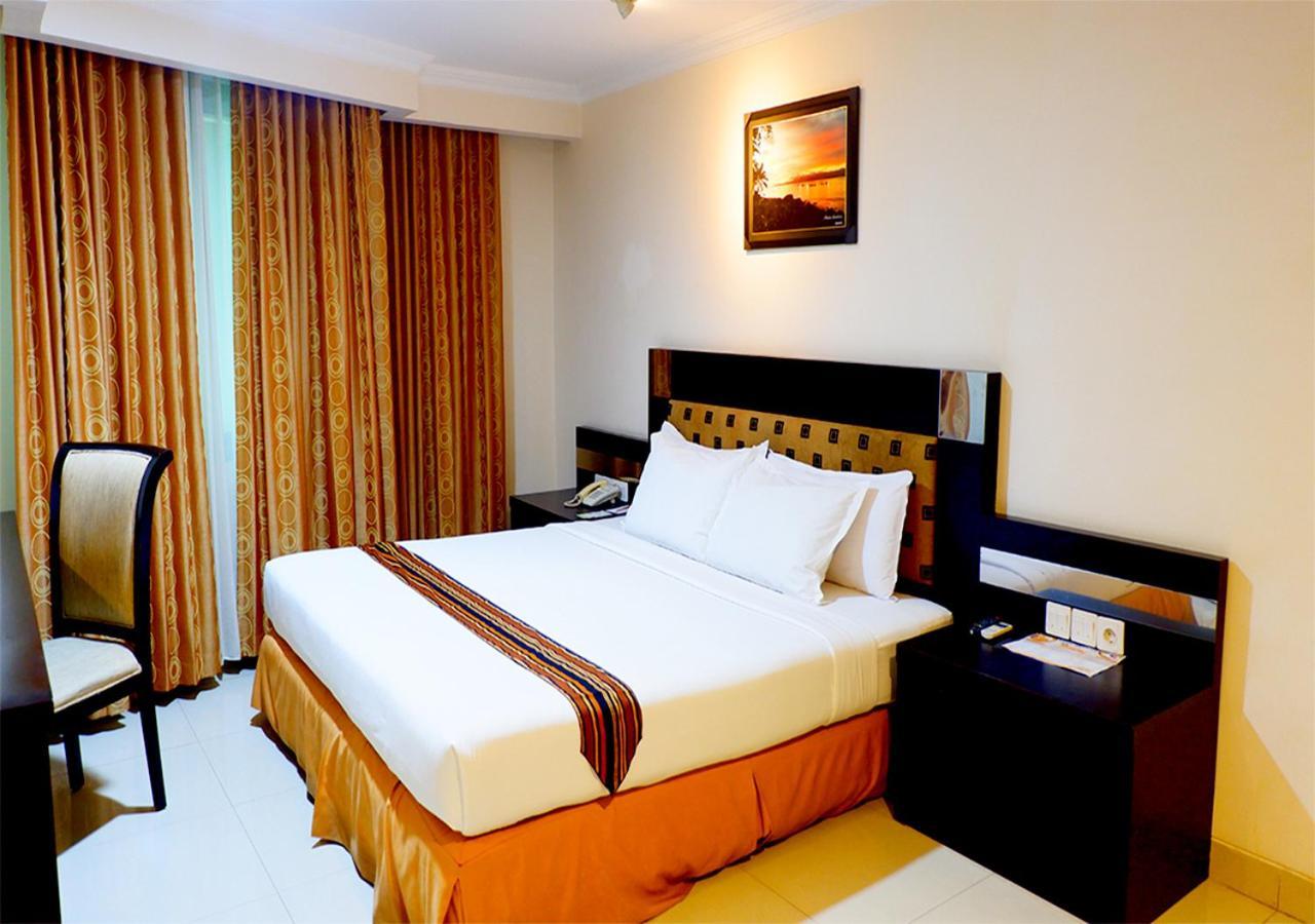 Manise Hotel 암본 외부 사진
