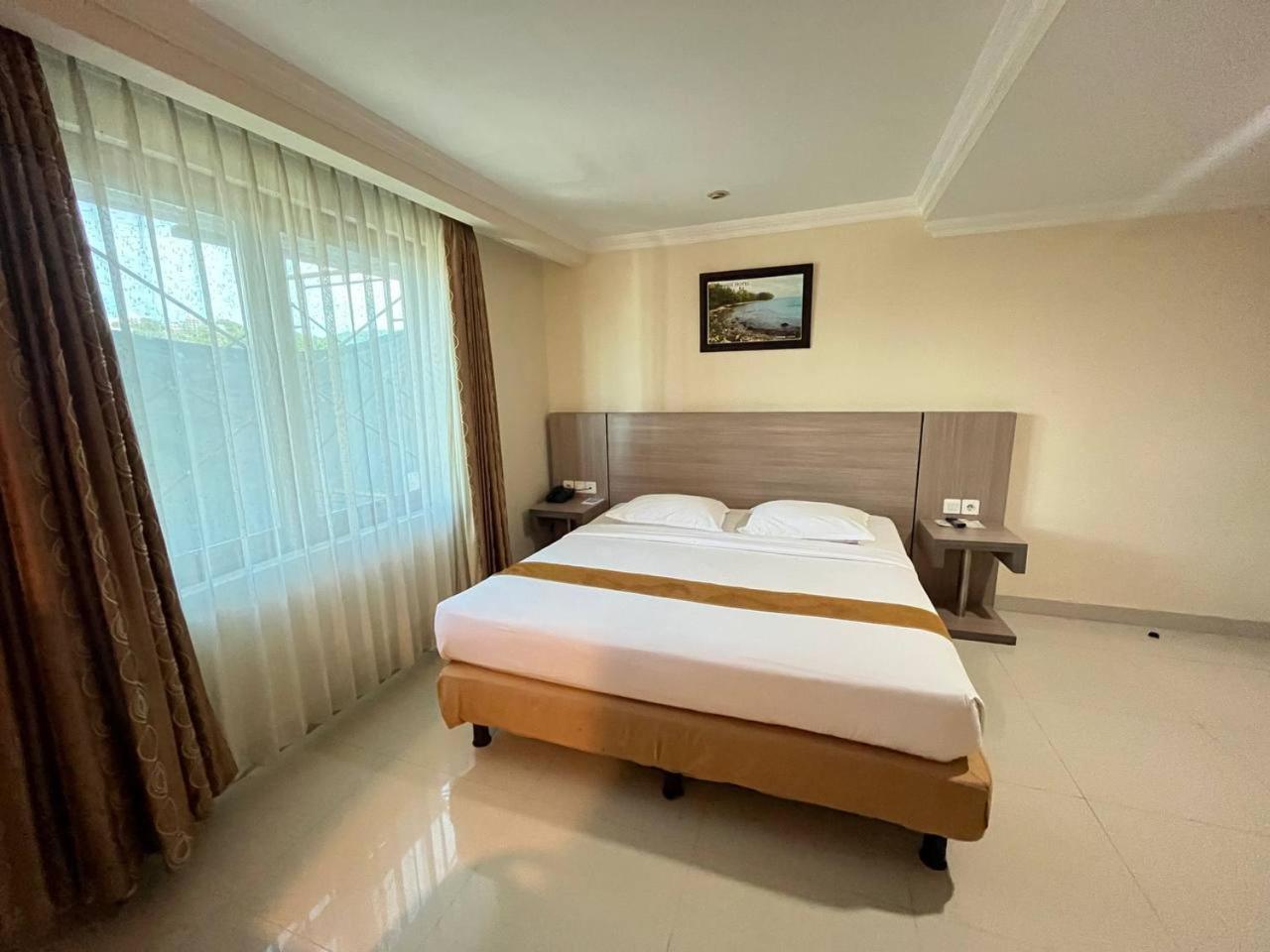 Manise Hotel 암본 외부 사진